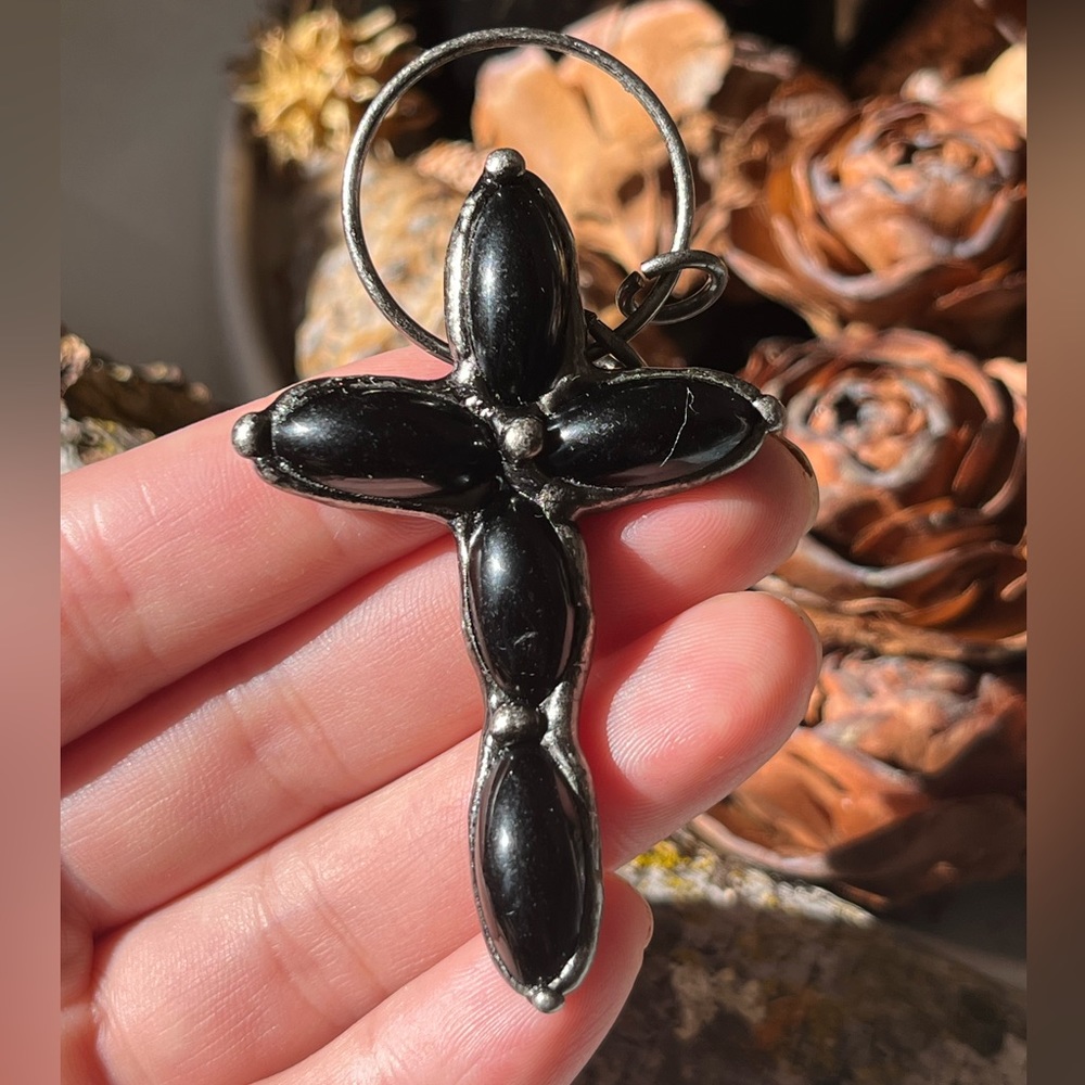 Retro style Black onyx‎ cross pendant